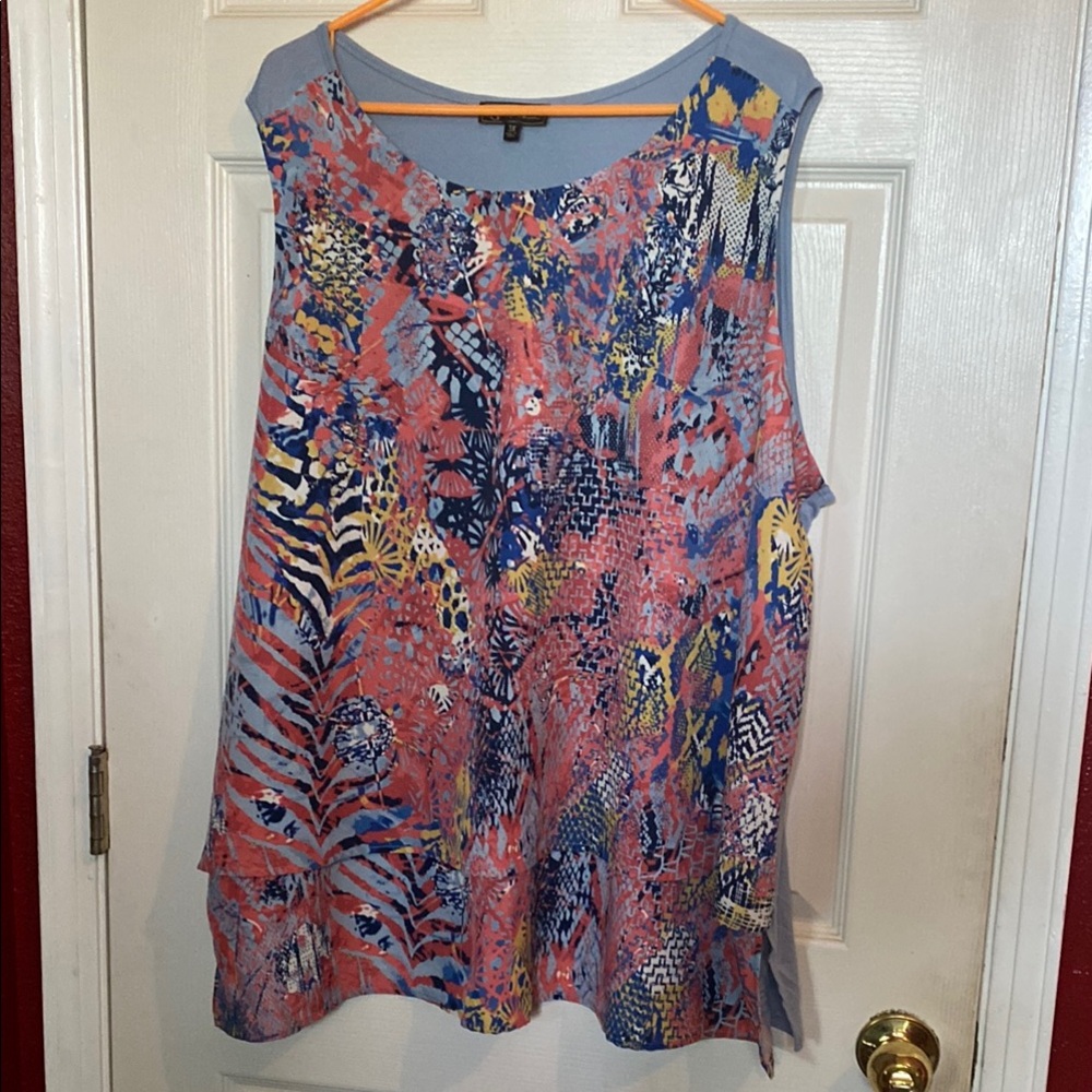 Diane Gilman Chambray Blue and Coral Boxy Sleeveless Tank Top